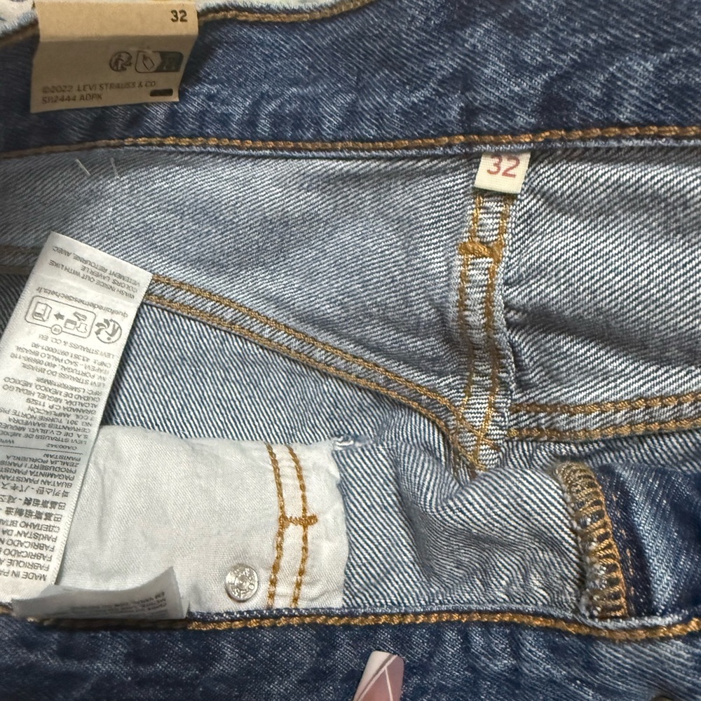 Levi's Women’s High Rise Slit Skirt - Size 14/32 - Picture 6 of 8